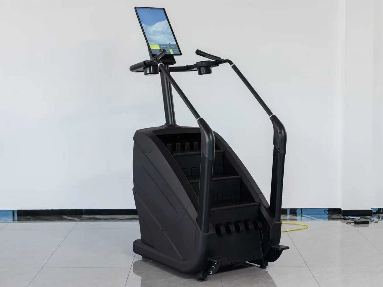 Как да изберем най-добрата кардио рутина: Най-добрите предимства на машините за катерене по стълби